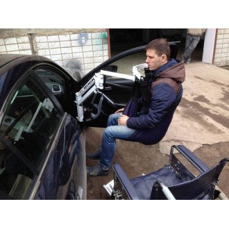 Подъёмник для инвалидов O-Savva Minik в автомобиль в Екатеринбурге