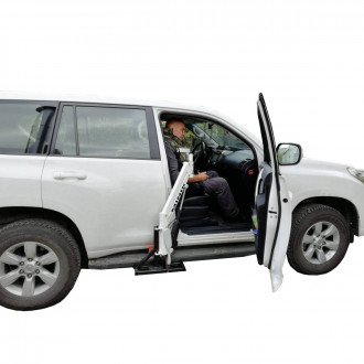 Подъёмник для инвалидов O-Savva Minik на внедорожник в Екатеринбурге