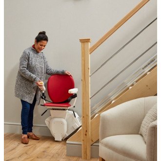 Подъёмник кресельный лестничный Bespoke Stairlifts Synergy в Екатеринбурге