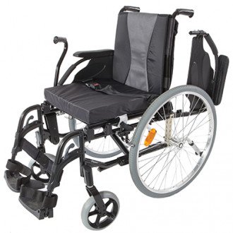 Кресло-коляска с рычажным приводом Invacare Action 3 NG в Екатеринбурге